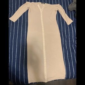 Curve hugging dress ✨